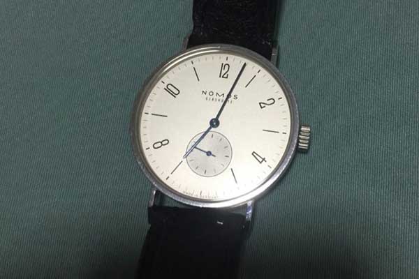 性价比高的nomos930二手表回收多少钱