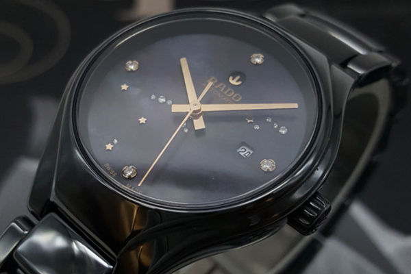 二手雷达陶瓷手表回收能卖多少钱