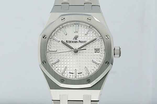 回收ap石英钢手表还能卖多少钱