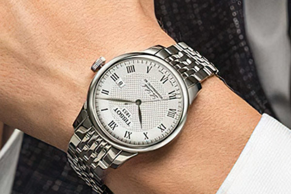 公价只有几千元的天梭手表回收价格多少