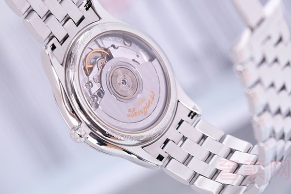 1万多的浪琴手表在二手回收店一般多少钱？