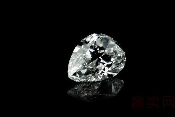 钻石分为几个等级 各参数的首位和末位之间差别大吗