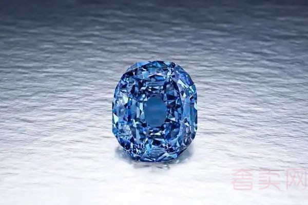 钻石的颜色有哪几个色系 稀有罕见的属哪些