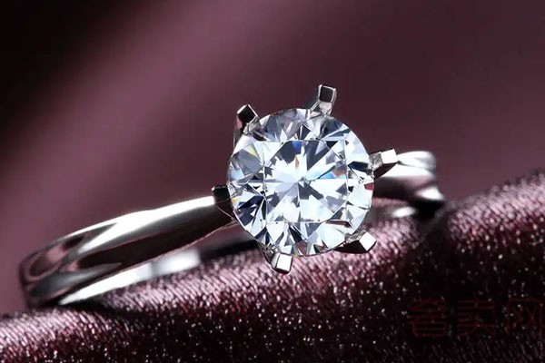 结婚戒指买多少钱的款式是比较合适的