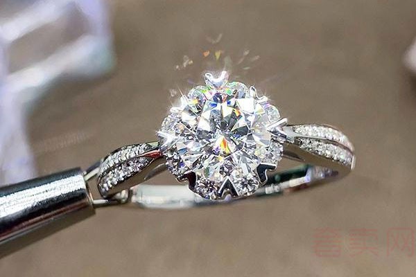 普通家庭结婚买戒指多少钱合适 贵的就一定是好的吗