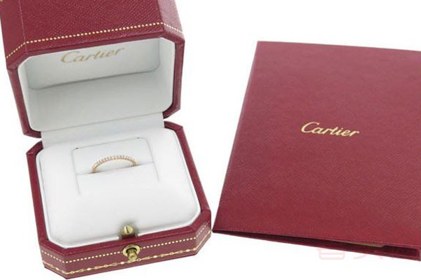 卡地亚钻石戒指属于哪个档次 它和蒂芙尼品牌地位谁更高